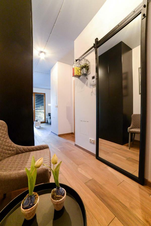 ורשה Tamka Chopin Apartment מראה חיצוני תמונה