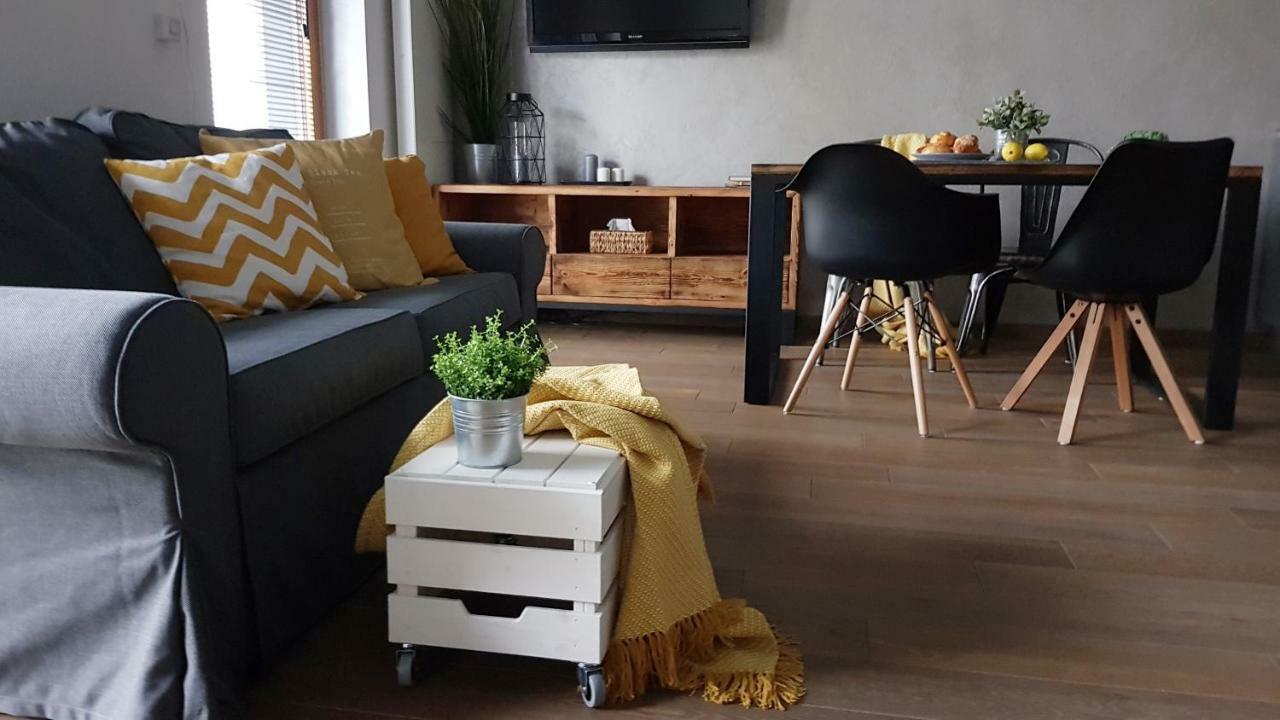 ורשה Tamka Chopin Apartment מראה חיצוני תמונה