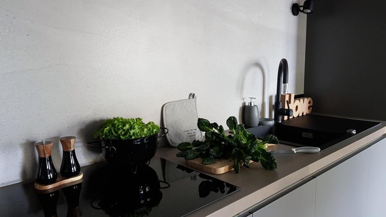 ורשה Tamka Chopin Apartment מראה חיצוני תמונה